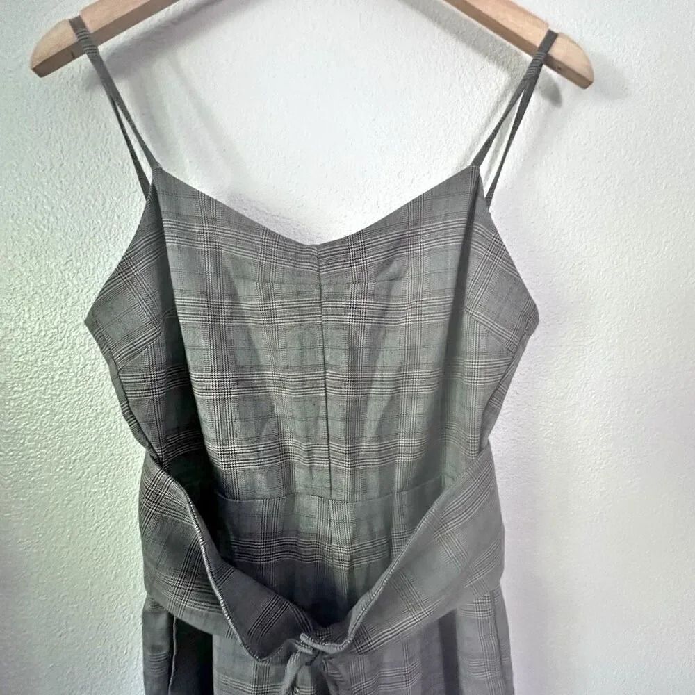 FARROW | Black White Gray Mini‎ Plaid Wide Leg Cropped Jumpsuit Belt | Medium